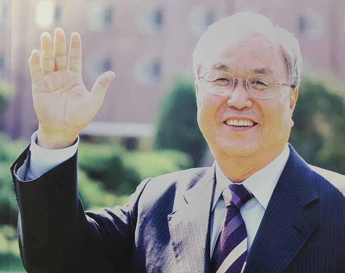 ▲51회 총회장시절 신대원에 찍은 고 박종수 목사의 인자한 모습.